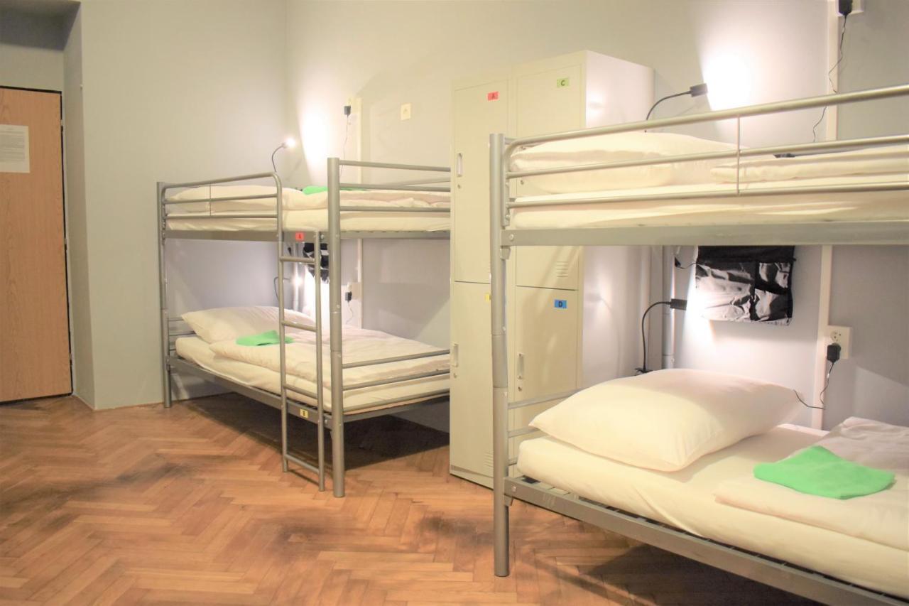 Globe Hostel Prague Adults Only エクステリア 写真